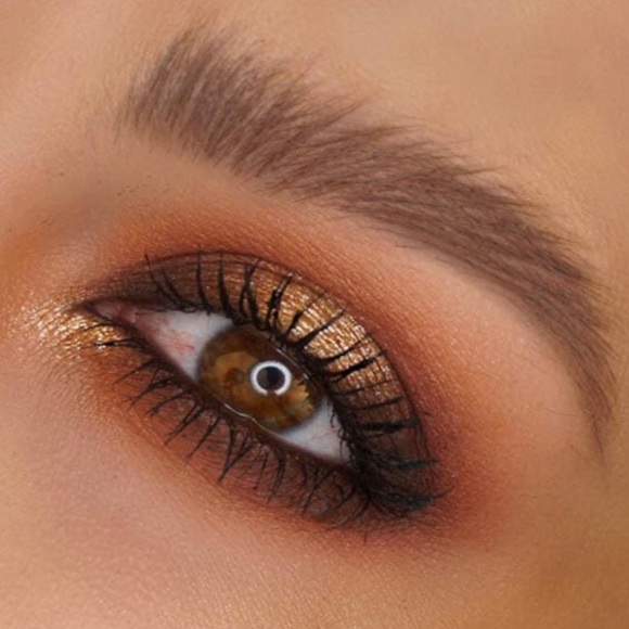 MAC Girls MISCHIEF MINX Eyeshadow Highlighter Palette *DISCONTINUED* - Picture 3 of 15